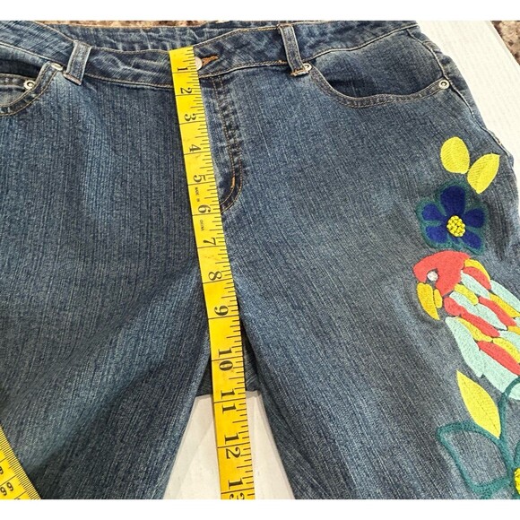 Lilly Pulitzer Capri Jeans Women’s Size 8 Denim Embroidered Parrots and Flower - Picture 10 of 12